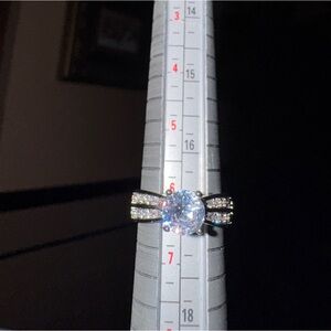 Elegant White Gold Filled Ring with CZ